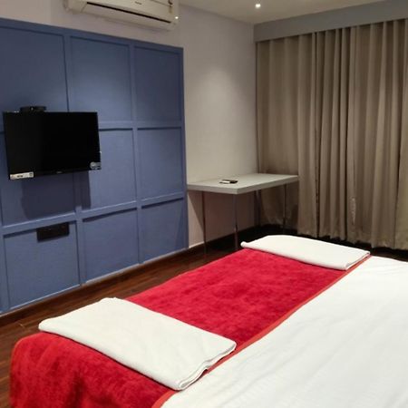 Hotel Balaji Central Ratlām Exteriör bild