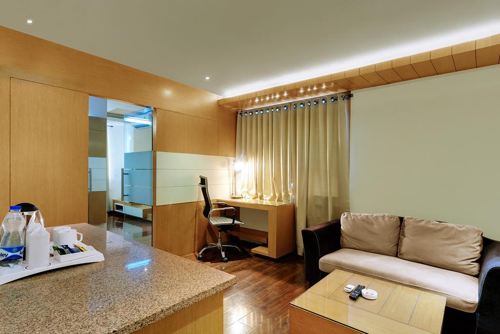 Hotel Balaji Central Ratlām Exteriör bild